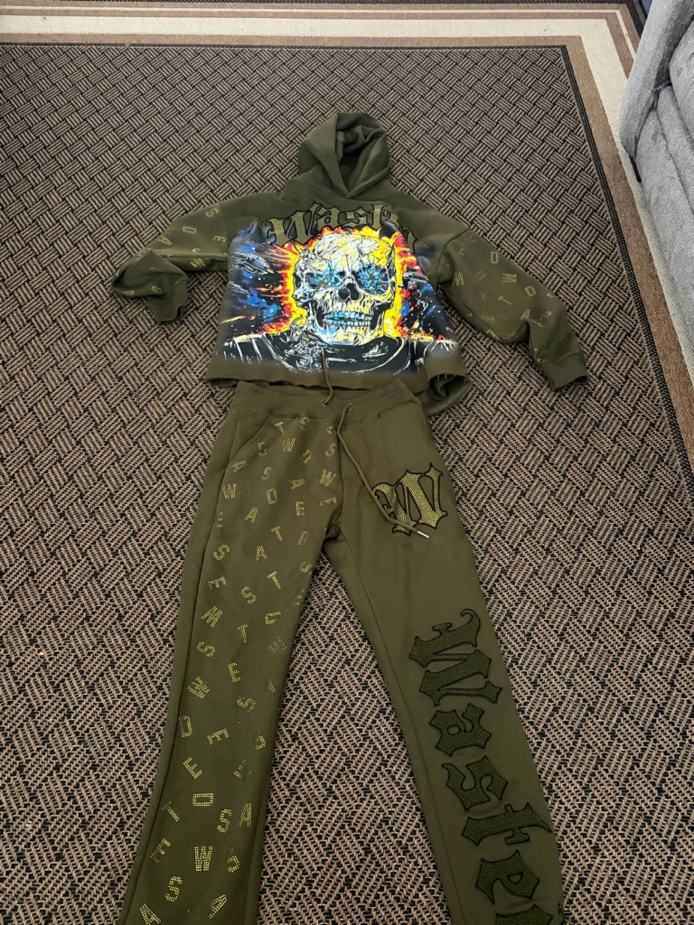 Green olive graphic hoodie sweat suit for 65